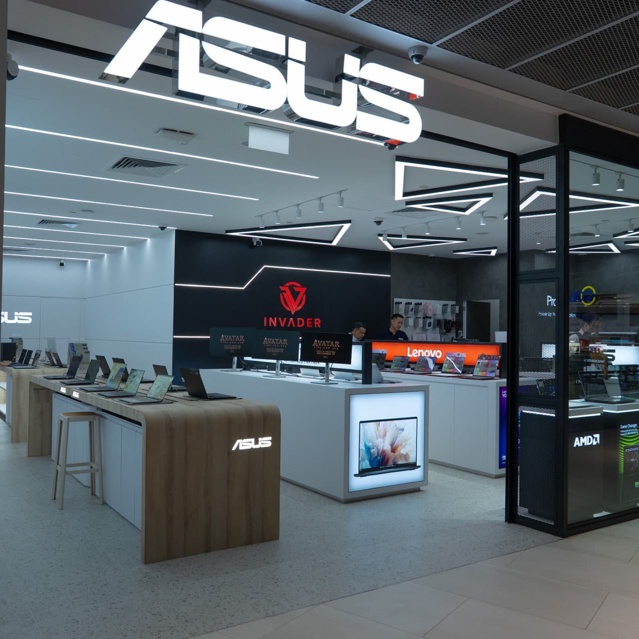 Invader & ASUS